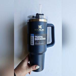 🏔️ SLATE 🏔️ Stanley Adventure Quencher 40 oz